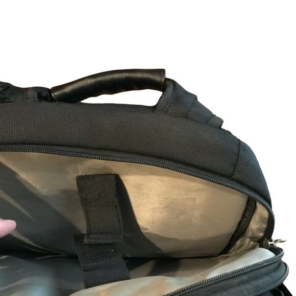 Targus Black Canvas Backpack - Picture 9 of 9